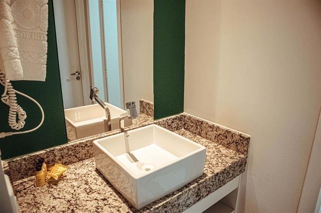 Suite Esmeralda Plus Lagoa Quente Hotel