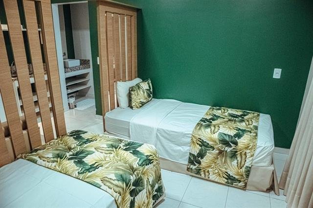 Suite Esmeralda Plus Lagoa Quente Hotel1
